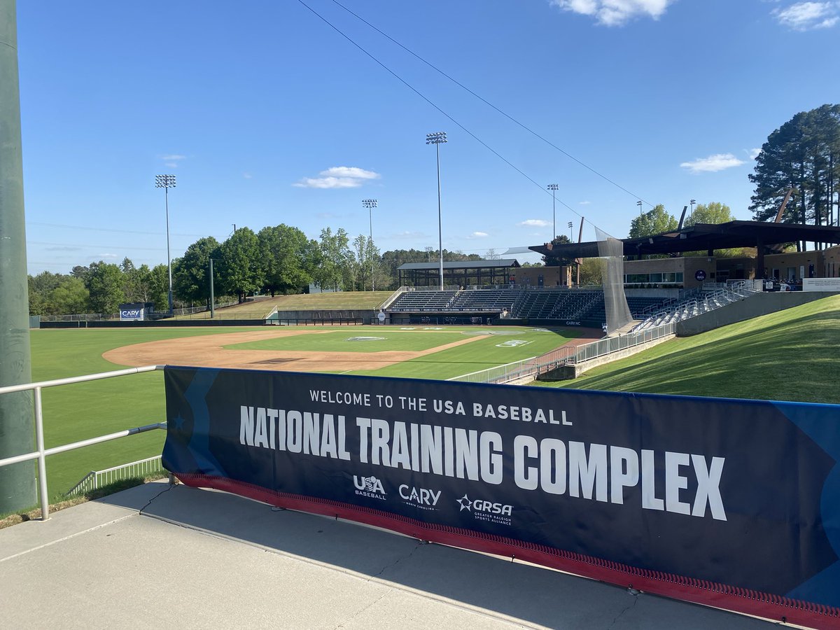 EvilleTigerBB's tweet photo. Day 1: Workout Day #USABaseEvents https://t.co/bteAwGp1BA