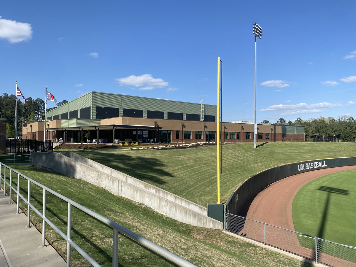 EvilleTigerBB's tweet photo. Day 1: Workout Day #USABaseEvents https://t.co/bteAwGp1BA