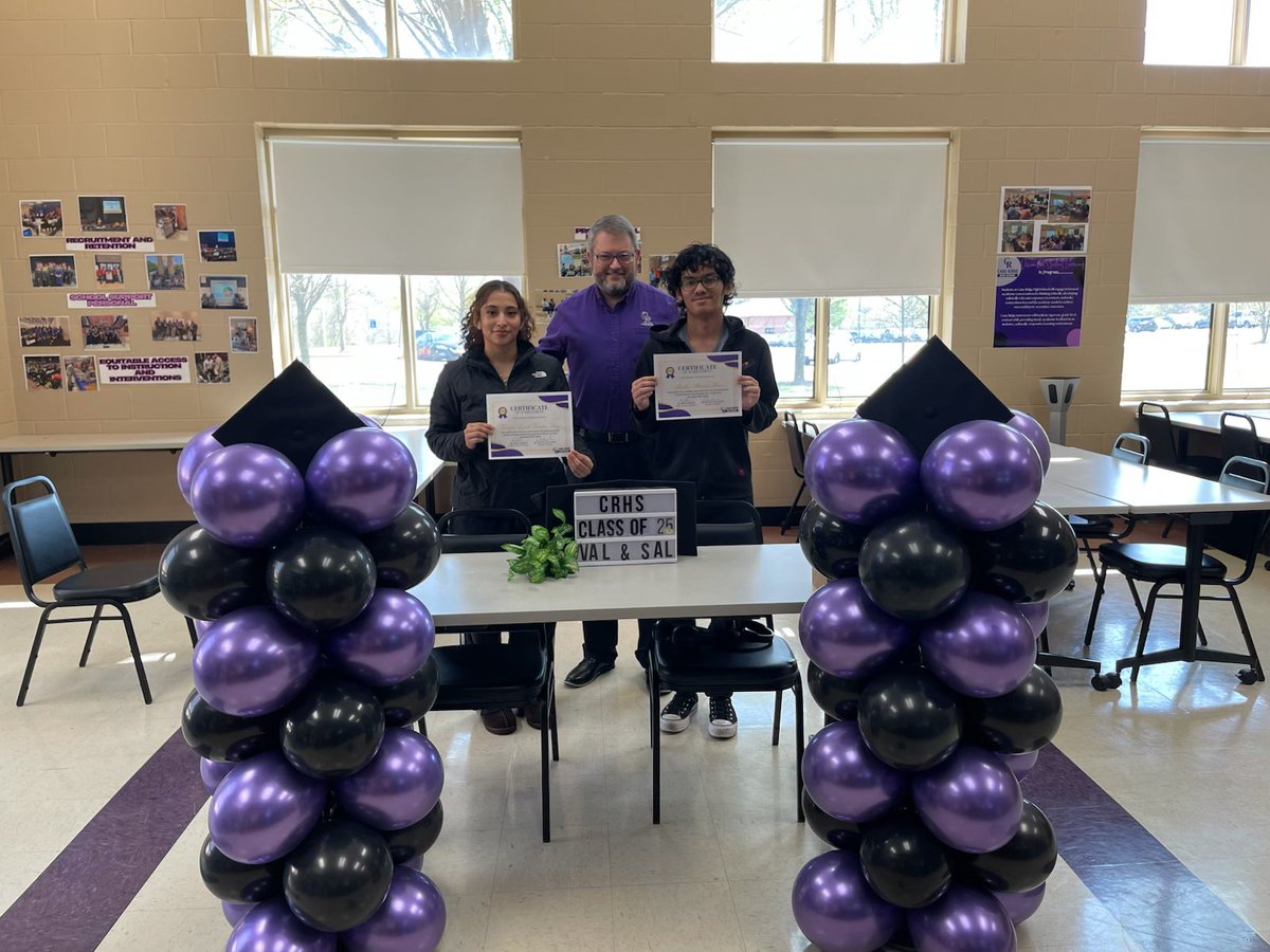 CaneRidgeHS's tweet photo. Let’s Go Ravens🐦‍⬛💜 Congratulations to our Valedictorian and Salutatorian! We are so proud of our Ravens!
Zuleyka Fuentes Diaz- Valedictorian
Shabbir Khan-Salutatorian @CRHSschoolcoun1 @crhspep @FACaneRidge @cane_ridge @RhythmicRavens @Crcarter422 @MyFutureMyWay @MNPS_SOI https://t.co/QiSLRhjkzs