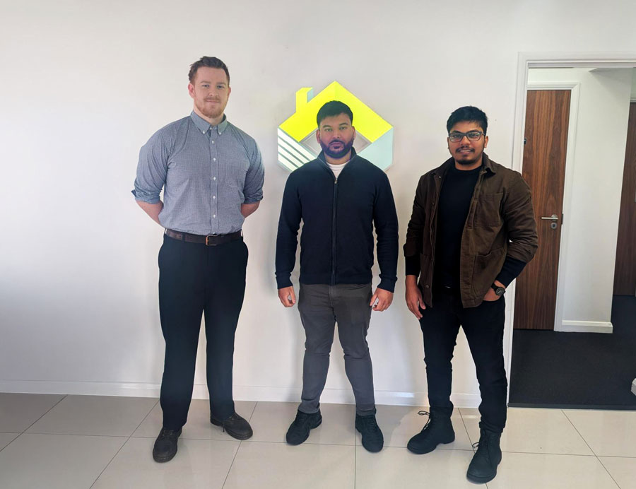 Housebuilderdev's tweet image. Managing Director Mark Badham highlights that these appointments aim to strengthen geotechnical and structural capabilities

For more details, read the full article here.👉hbdonline.co.uk/news/investmen…

#SpeedeckFoundations #TeamExpansion #FoundationSolutions #EngineeringExcellenc #hbd