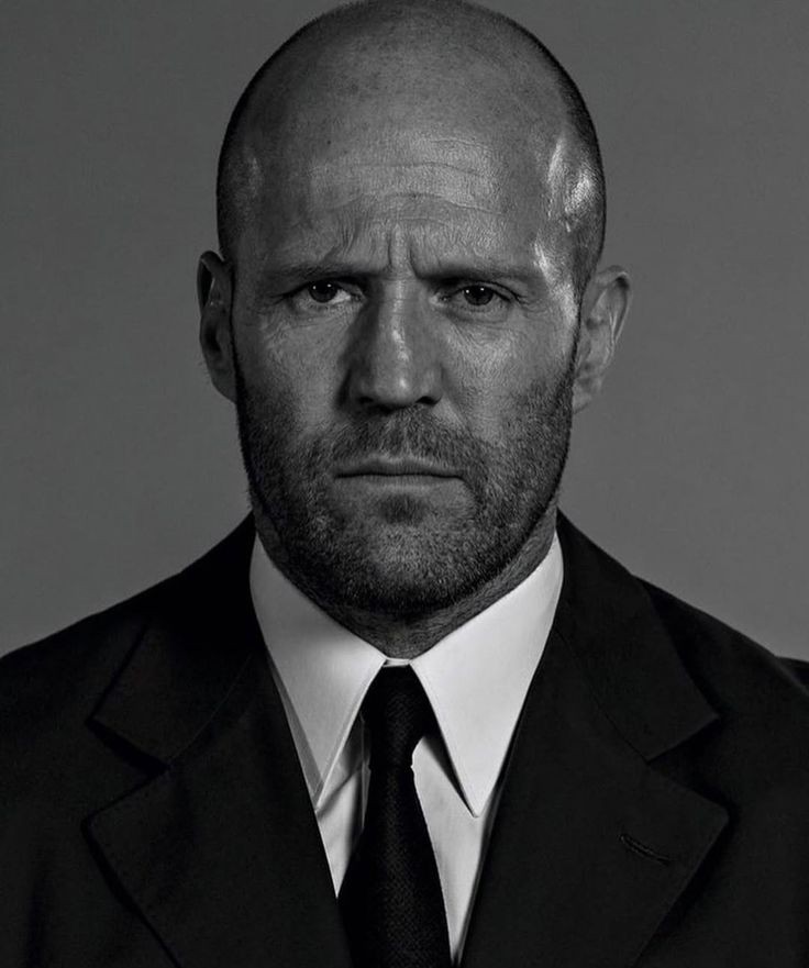 Neden Ciddiye Alınmıyorsun..?

1. Çok fazla gülüyorsun. Sessizliğin gücünü kullan.
2. Fazla paylaşıyorsun. Gizemli ol.
3. Saygısızlığa tahammül ediyorsun. İlk sefer = son sefer
4. Onay arıyorsun. Kovalamayı bırak.
5. Çok naziksin. Yumuşak olan ezilir.
6. Verdiğin sözlere sadık