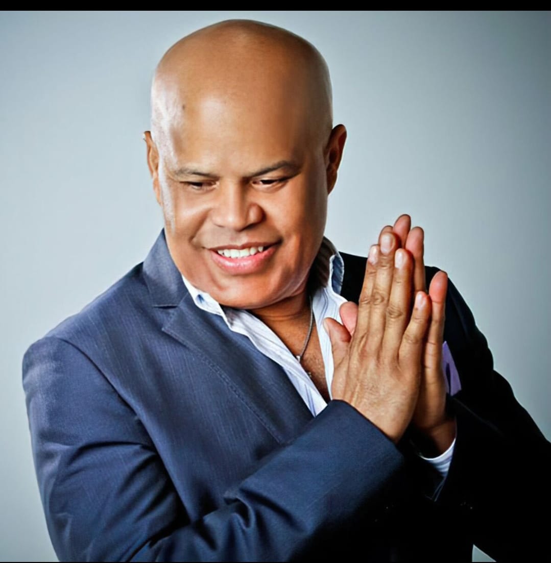 🇩🇴 | REPÚBLICA DOMINICANA.

Tragedia en Santo Domingo: Hallan sin vida al icónico merenguero Rubby Pérez entre los escombros de la discoteca Jet Set, tras el colapso de su techo.