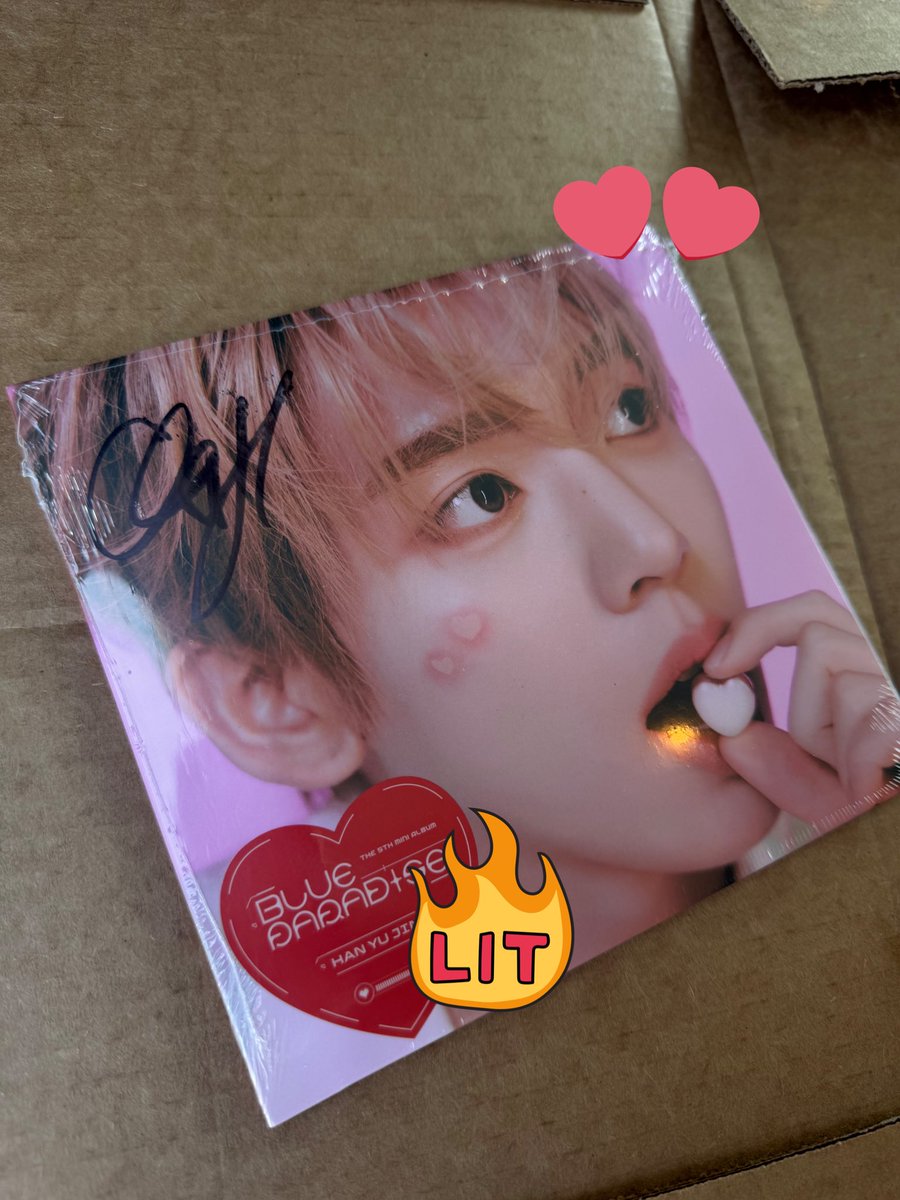 kidultmatthew's tweet image. wtt want to trade zb1 signed digipack album

have: yujin

want: hanbin or gunwook 

location: usa 

pls dm or reply if ur interested 🥹

#zerobaseone #digipacks #digis