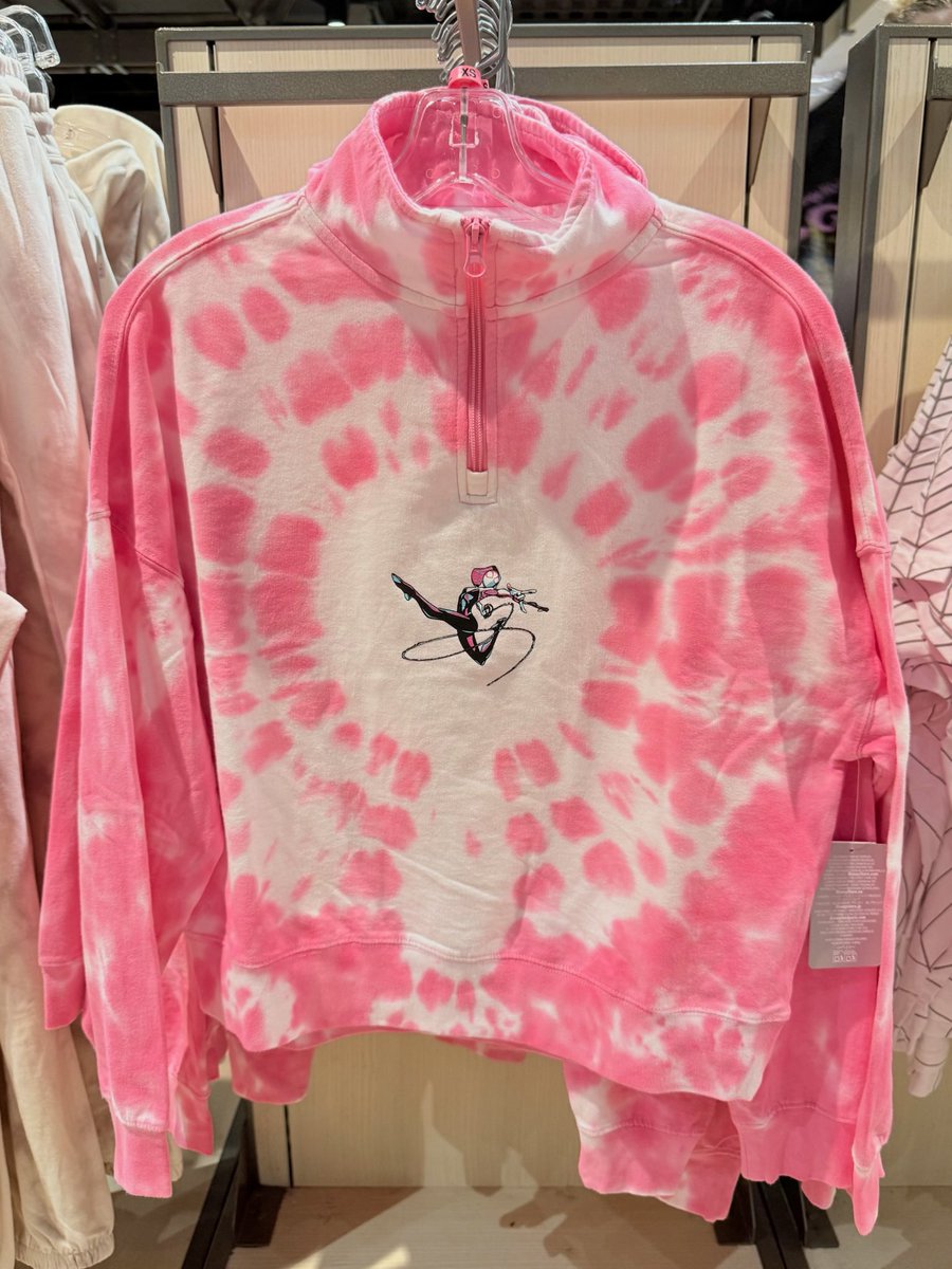 disney_foodies's tweet photo. 🛍️Get ready to swing into style! 🕸️👕 Two new Spider-Man-inspires apparel items have landed 📍 at Disney Springs!

You can now find a Ghost Spider 1/4 Zip Sweater for 💵$59.99 and a Spider-Man t-shirt for 💵 $34.99.

#DisneySprings #SpiderMan #GhostSpider #MarvelInspired https://t.co/bvYGbOSDBB