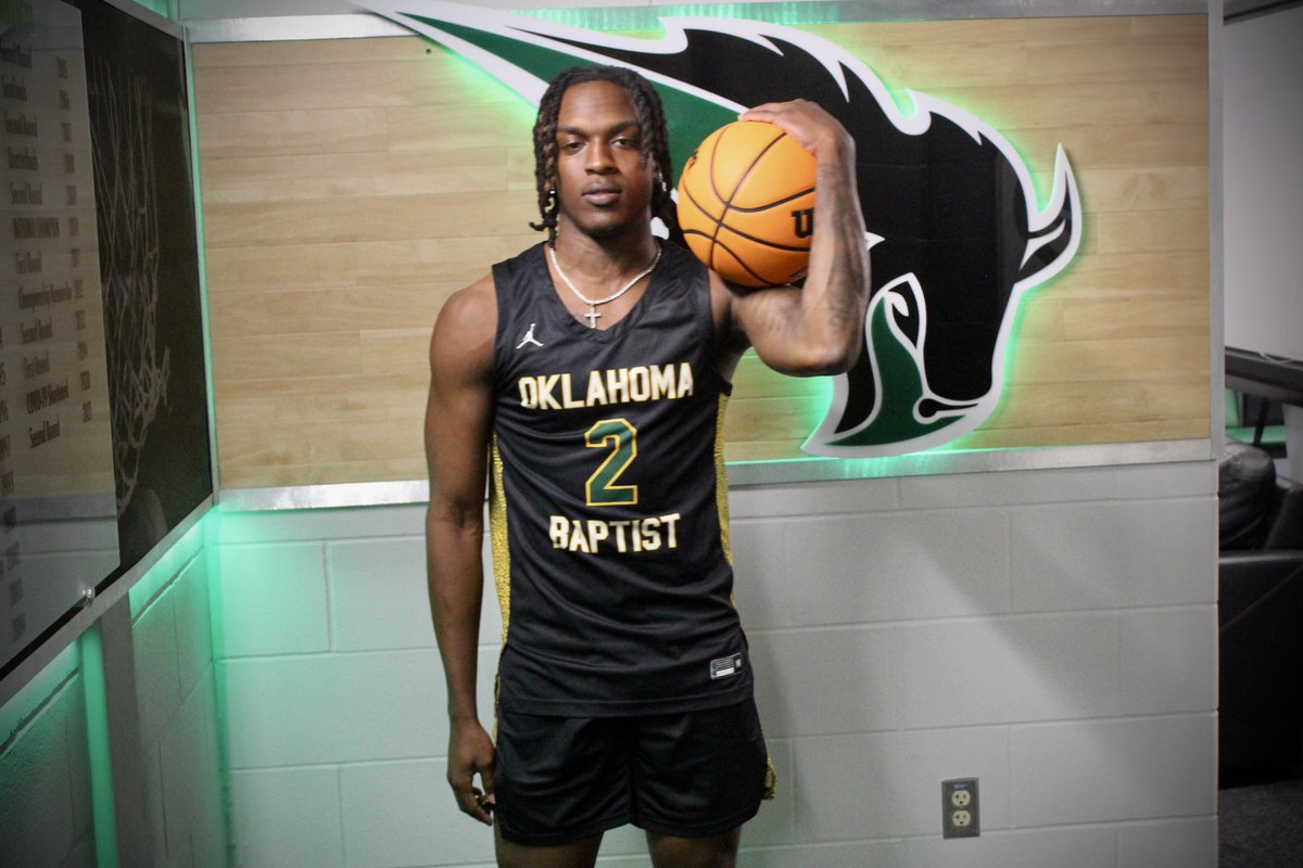 $moove.Seth🏀💥 tweet media