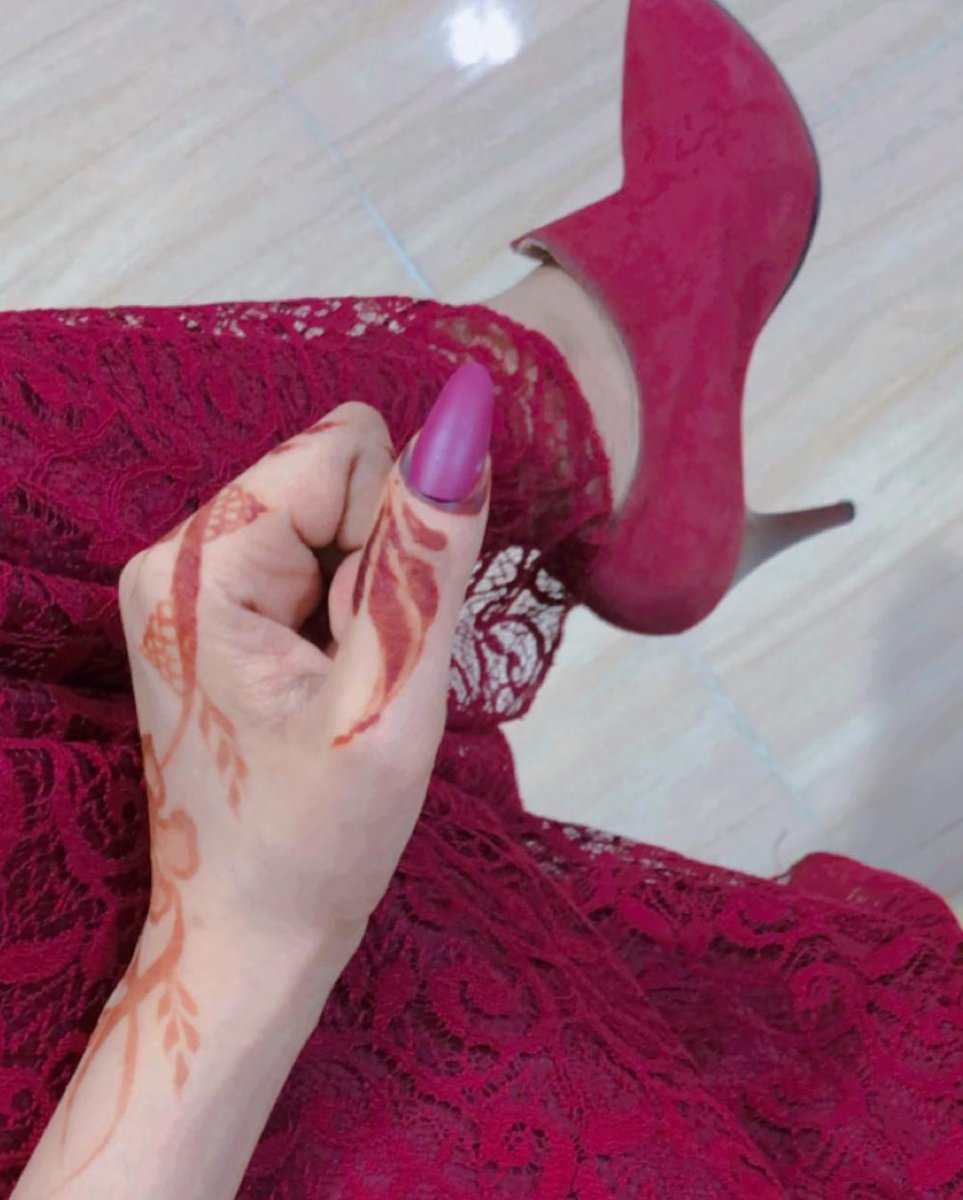 dnytmzywnt's tweet photo. لا يتعلم الإنسـان القسوه الا عندما 
تعاقبه الأيام على طيبـة قلبه 
#عدنية_مزيونه https://t.co/vQbInapUPJ