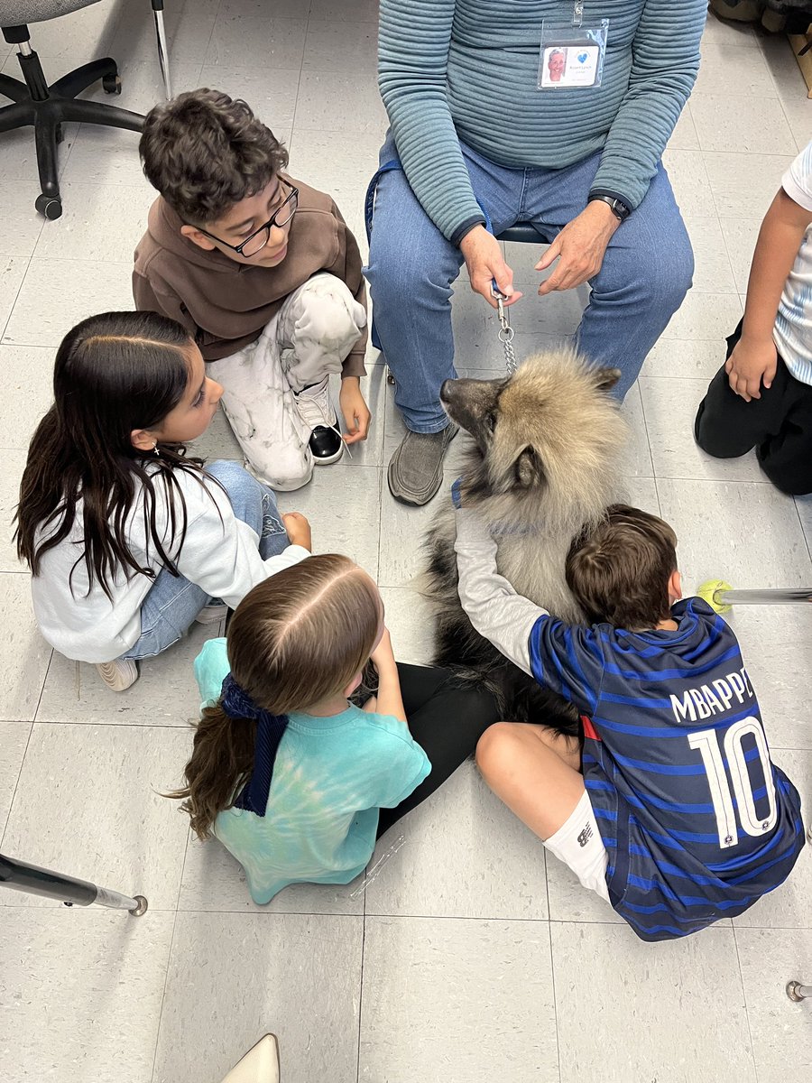 Thank you Ray and Lily from Love on a Leash for visiting! We love spending time with our therapy dogs! 🐕 💜 <a href="/HamptonBaysES/">Hampton Bays ES</a> #WeAreHB #HBStrong #KeysToSuccess