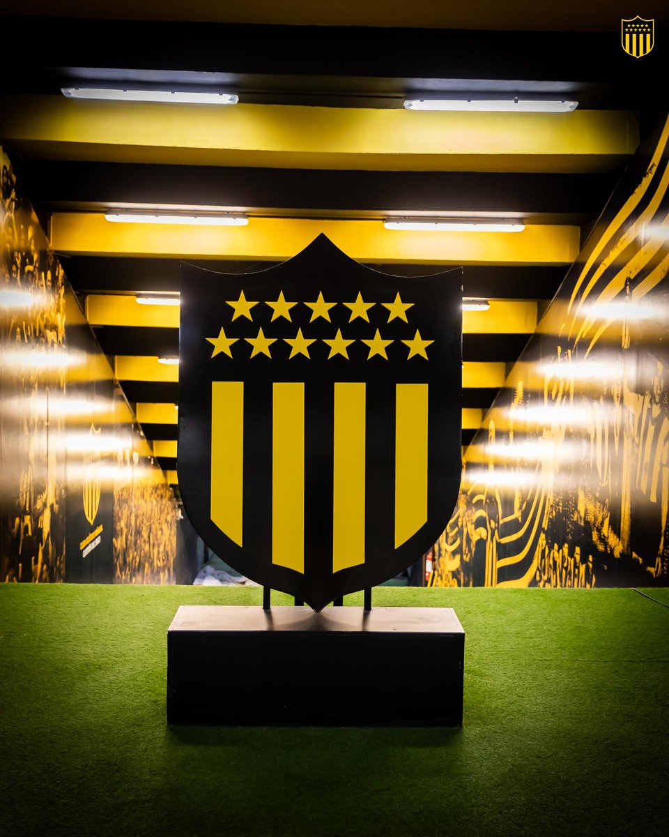 OficialCAP's tweet photo. CAMPEÓN DEL SIGLO. https://t.co/2z15NEf1nP