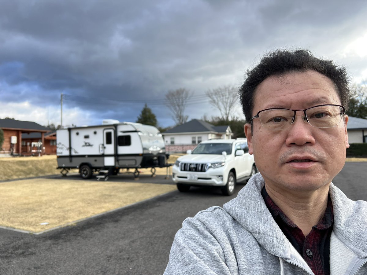 KunishimaToshio's tweet photo. RVグラウンド那須に泊まりました。
他に誰もいません。貸切状態でした。 https://t.co/p0BqPg0BYC