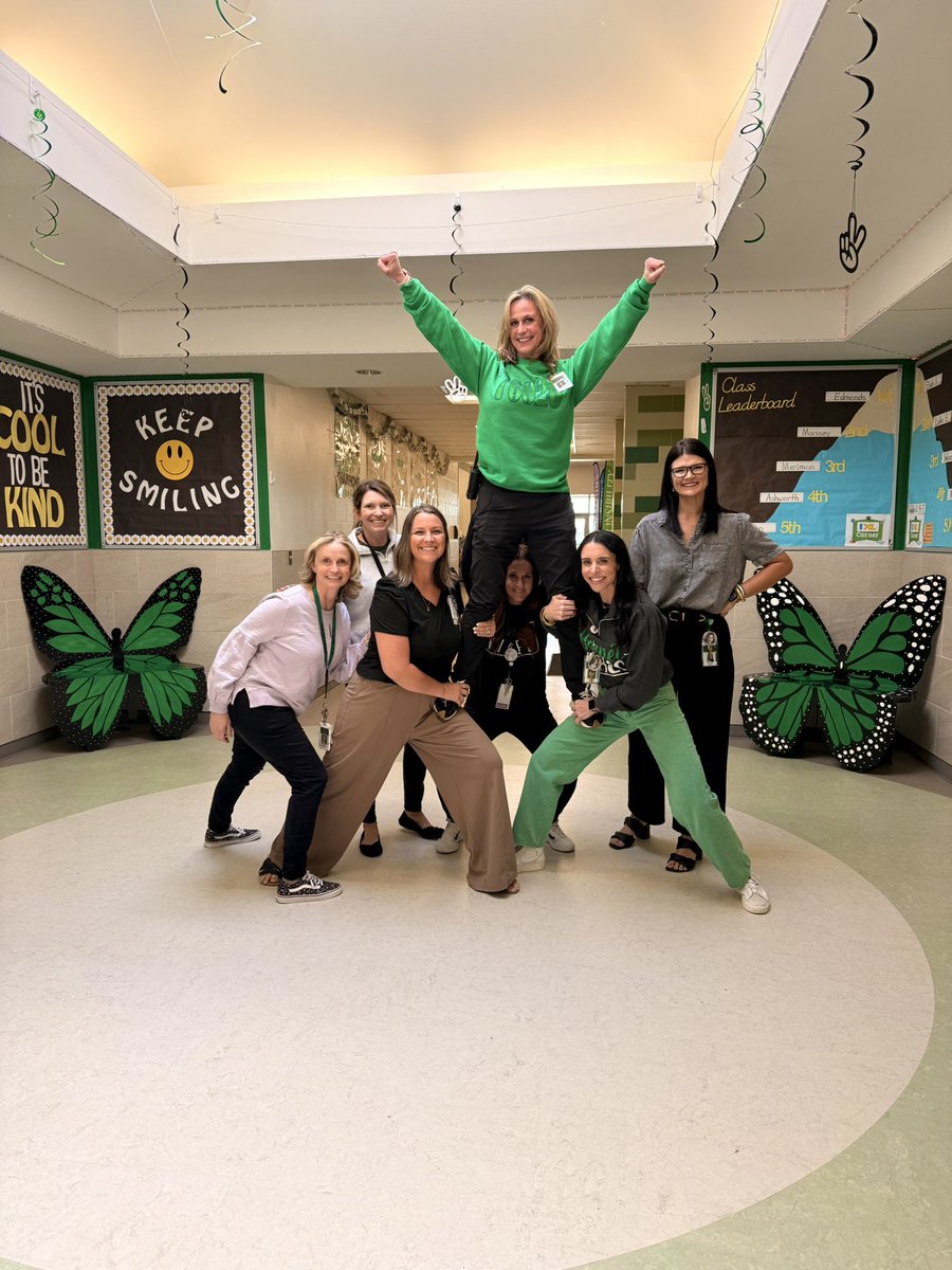 silvercreekazle's tweet photo. #SCCHAMPS couldn’t let this week go by without shouting out our absolutely amazing, MRS. DORRIS during National Assistant Principal’s Week!! From her positive energy, nonstop support, and “get-it-done” attitude, she brings joy and strength to our campus every single day!🤟💚 https://t.co/GYzFDNThzG