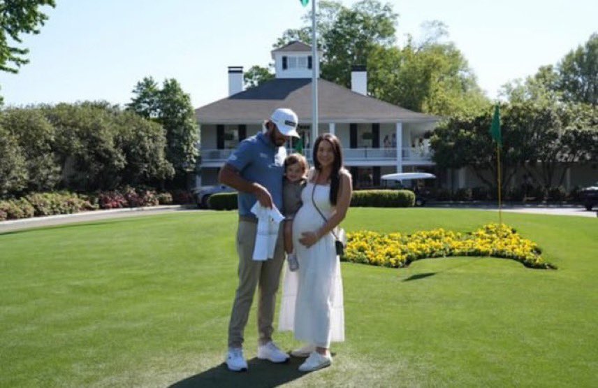 ForePlayPod's tweet image. Max &amp;amp; Lacey are expecting baby no. 2!!