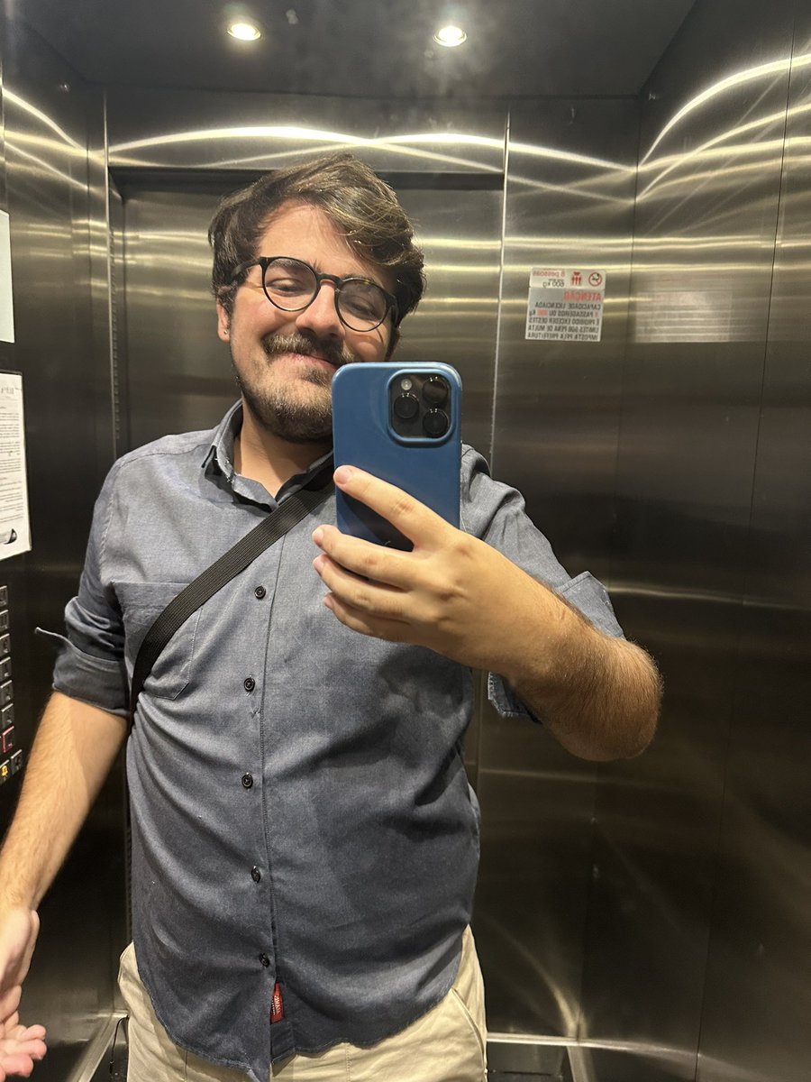 Ryborninho's tweet photo. Porra tô gato d+ em https://t.co/pf9GP13D3H