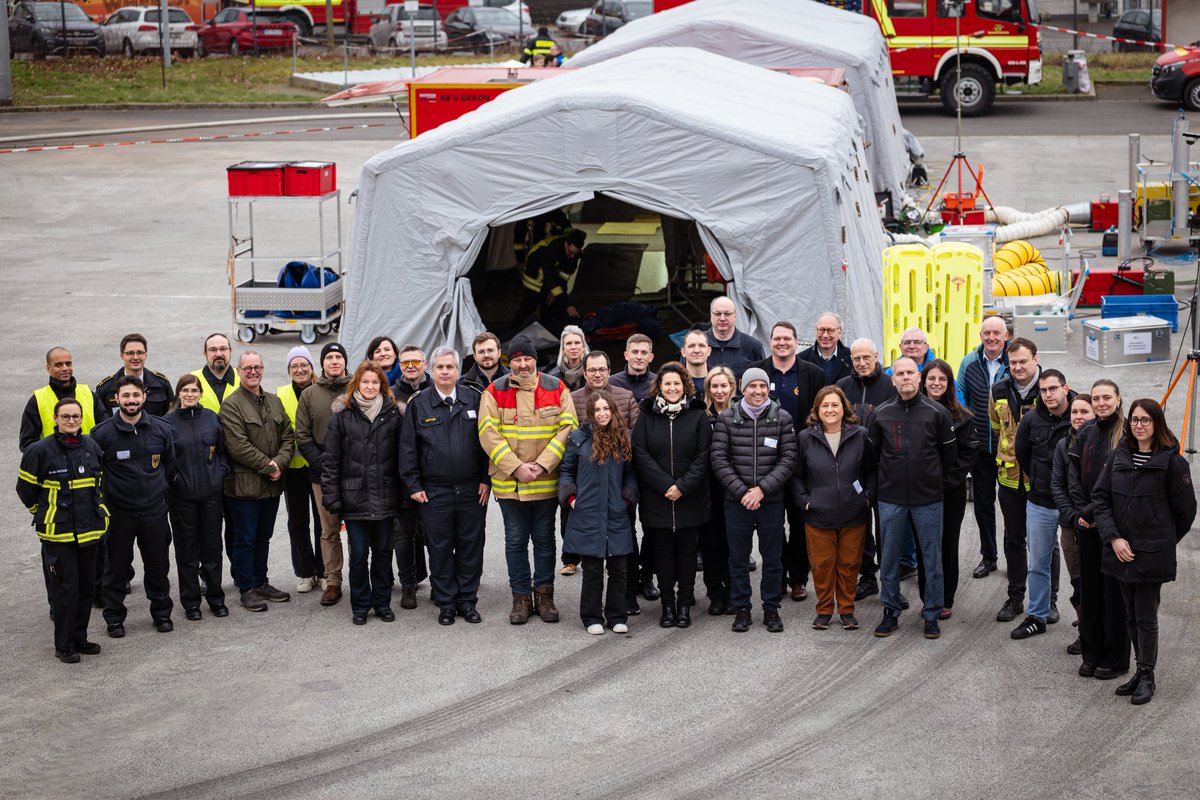 🚨 <a href="/IccsNtua/">ICCS - NTUA</a>, with <a href="/ISENSE_GROUP/">I-SENSE GROUP/ ICCS</a> &amp; <a href="/DSS_Lab/">NTUA DSS Lab</a>, joined the 1st #eNOVATION Joint Activity (Feb 28–Mar 1) in Dortmund, hosted by FDDO. The CBRN exercise tested #crisisresponse tech in a mass casualty scenario, refining tools with FRs—Key step in tech-driven emergency response!