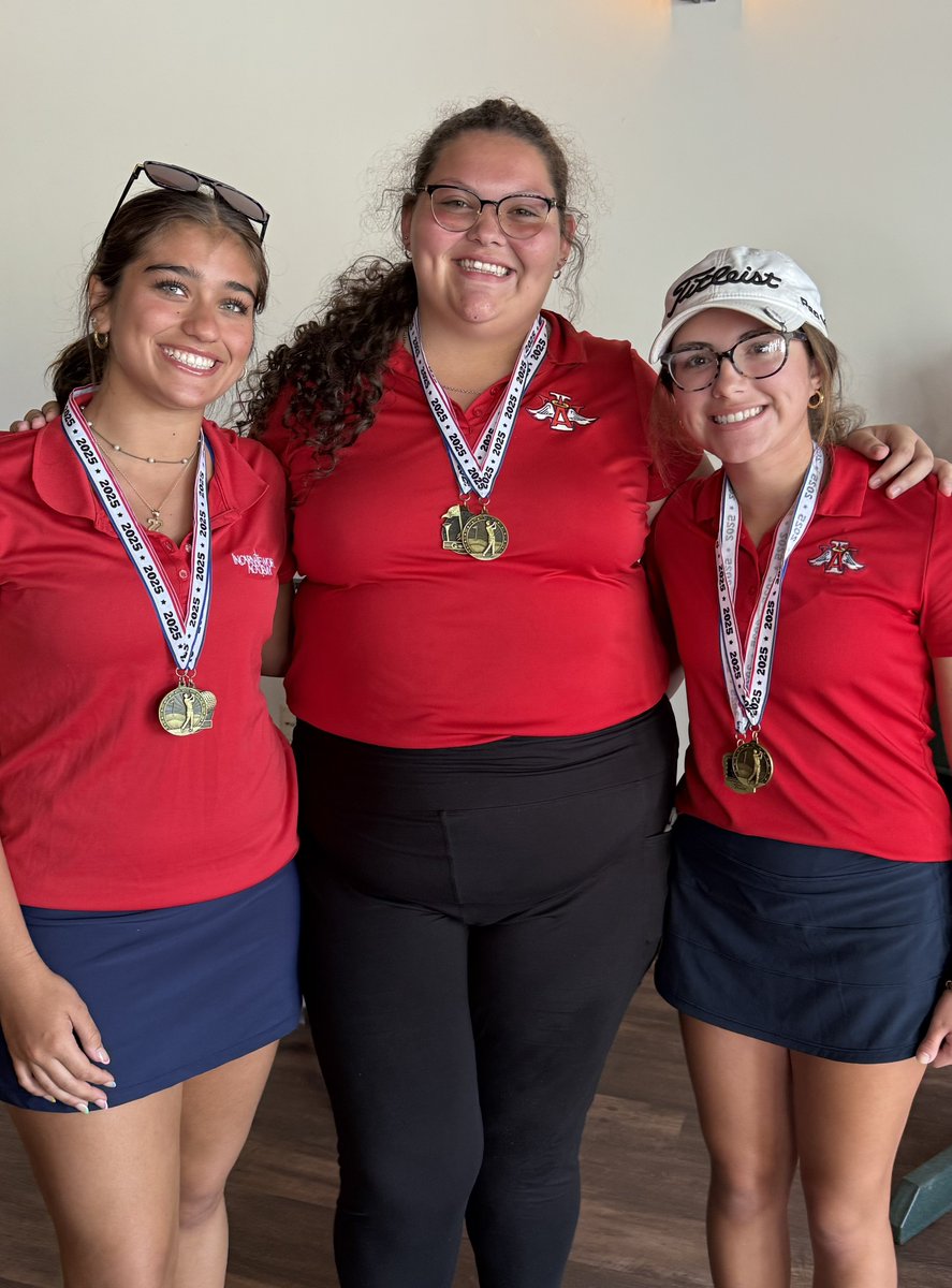 AbbeyMarie221's tweet photo. District golf tournament complete: I placed third overall and our team won 1st…District champions!! Next stop San Antonio for Regionals https://t.co/oJ34kF5KbQ