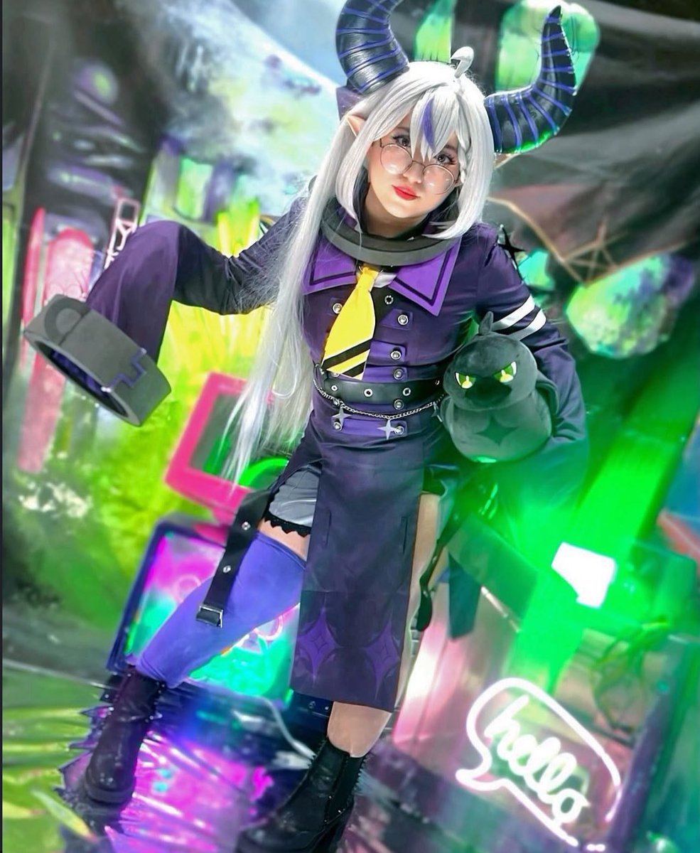 VanityUwU's tweet image. (New Pinned!)

HEEELLOOO!!!! ♡
I’m Vanity!!!! and I LOVVVEEEEEE HOLOLIVE/STARS!!!! RRRAAAUGGHHHHH

I’m an emo cosplayer who owns a Fuwamoco itasha!!! I’m also super interested in art and collecting figures!!⋆˙⟡

Also if it’s not obvious enough my kamioshi is Goldbullet!! 🦅
