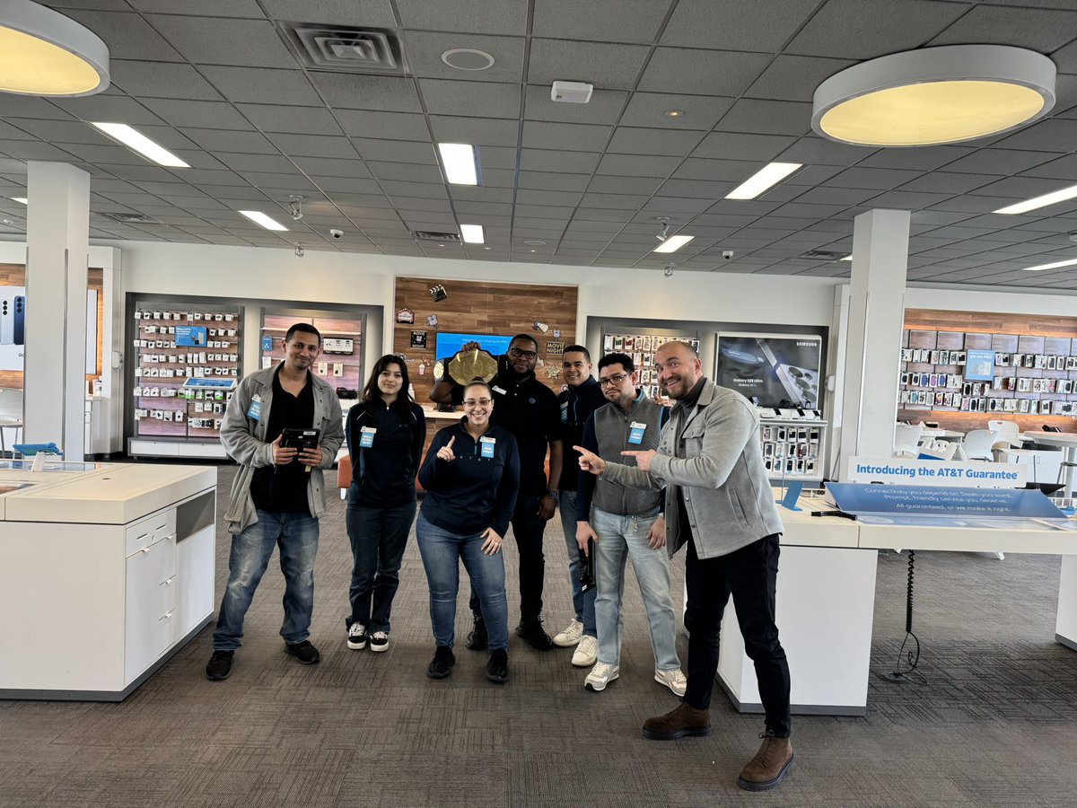 Shoutout to team Union finishing #1 for the month of March under team N9!! Thank you bossman Vitaliy for bringing us the N9 champion belt ! Let’s run it back in April! 😤💪🏼