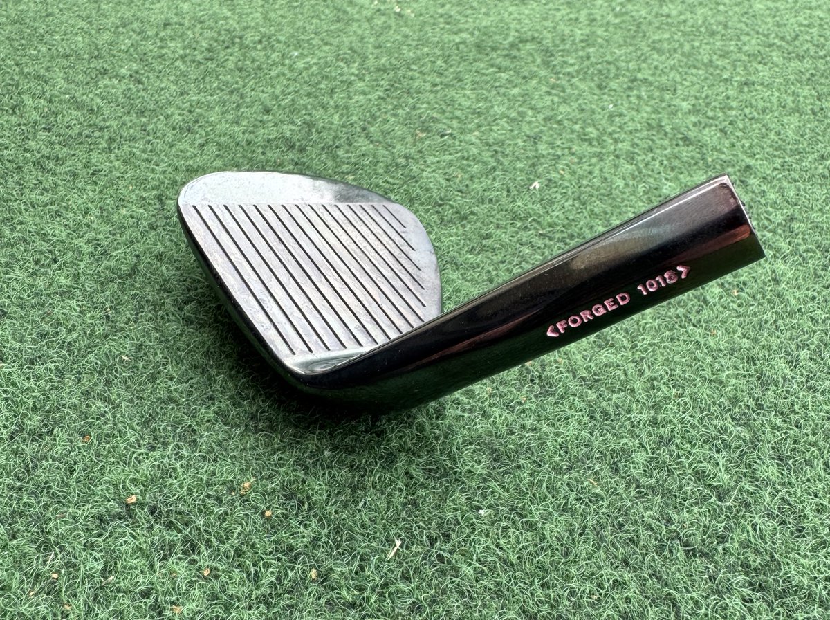 My friends at <a href="/KentKustoms/">Kent Kustoms</a> Golf restored this old Scratch Golf Wedge. 

What once was dead has been revived! 

I might be building a second set for travel and this baby might be in it!