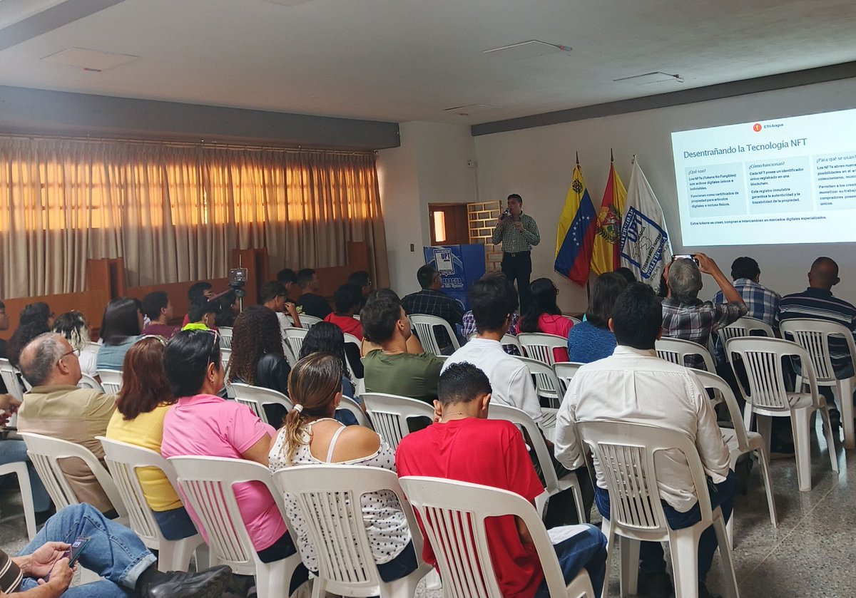 La revolución de los activos digitales explicada por Carlos Henriquez (<a href="/fox1224524/">nightmareFox12</a>). En su charla "El Boom de los NFT", exploró el impacto de estos en el arte y el entretenimiento, su auge explosivo. Y brindó a los presentes la posibilidad de Mintear su primer NFT.