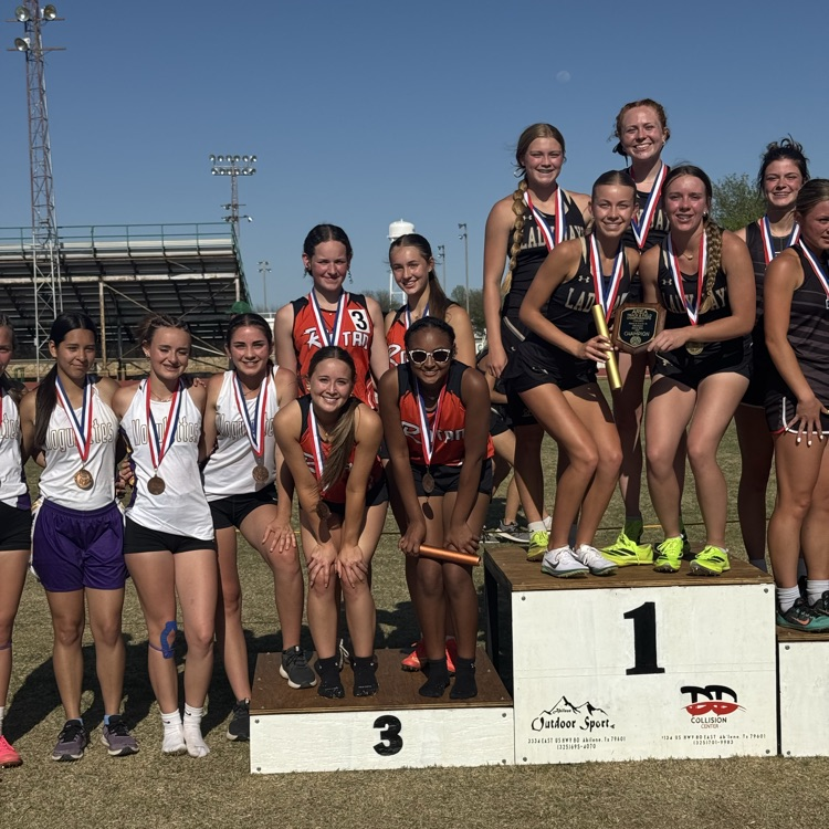 RISDRotan's tweet photo. The girls 4x400m placed 3rd today at the area track meet! https://t.co/8oIOqdSOIp