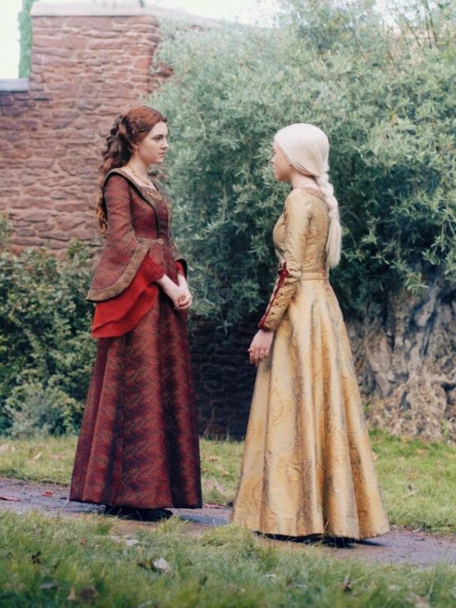 💭 ˚ʚ♡ɞ˚ (@rhaenicentthink) on Twitter photo 