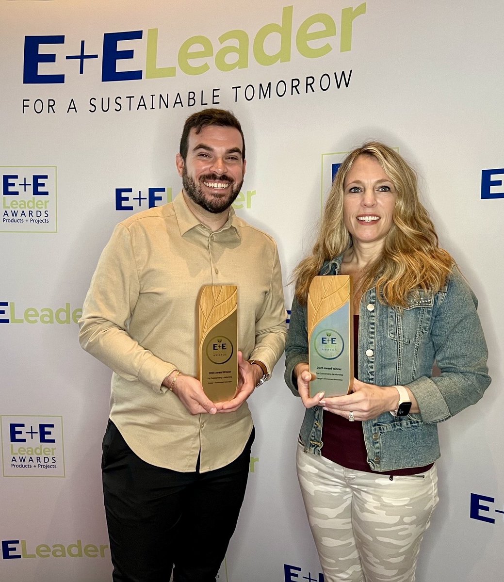 HSI_Brands's tweet image. HSI was honored to accept Top Product of the Year award from E+E Leader at NAEM’s #OPEX25 &amp;amp; #TECH25 conferences! The recognition highlights HSI’s innovation in creating a platform that simplifies compliance, training, &amp;amp; workplace processes for safety &amp;amp; organizational leaders.