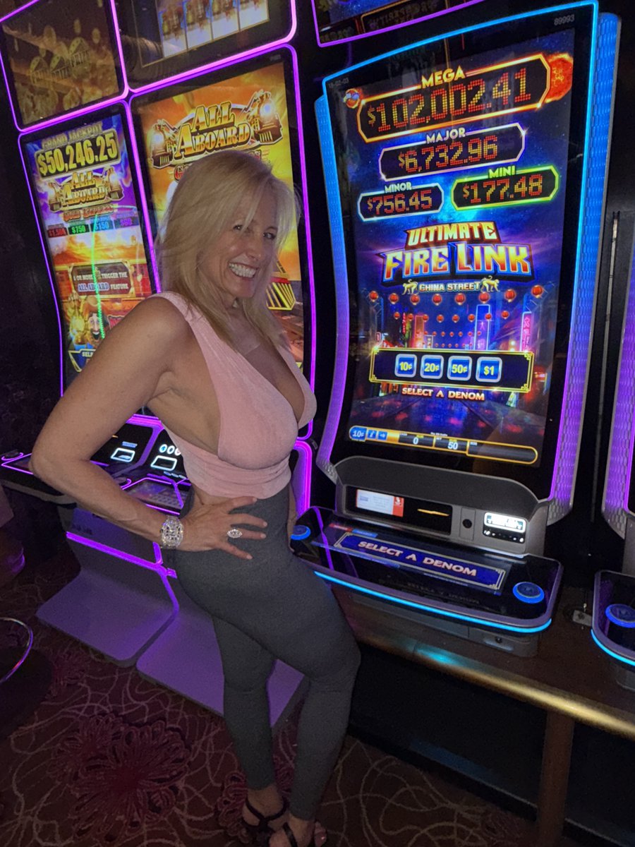 GoddessOfSlots1's tweet photo. Mega jackpot? Don’t tempt me 🔥
Ultimate Fire Link came in HOT tonight.
#casino #slots #winner #FireLinkFever #jackpotenergy https://t.co/jtg5HHB0SW