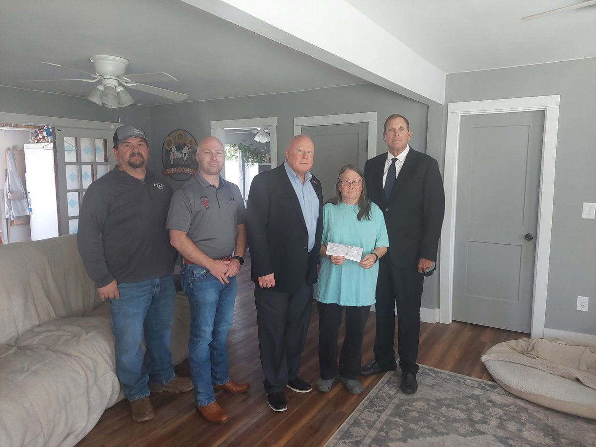 The BackStoppers is honored to provide immediate assistance to the family of  Chief Garry Moore. This immediate assistance is designed to offer some relief while the qualification process continues. 

Read more: backstoppers.org/we-are-honored…