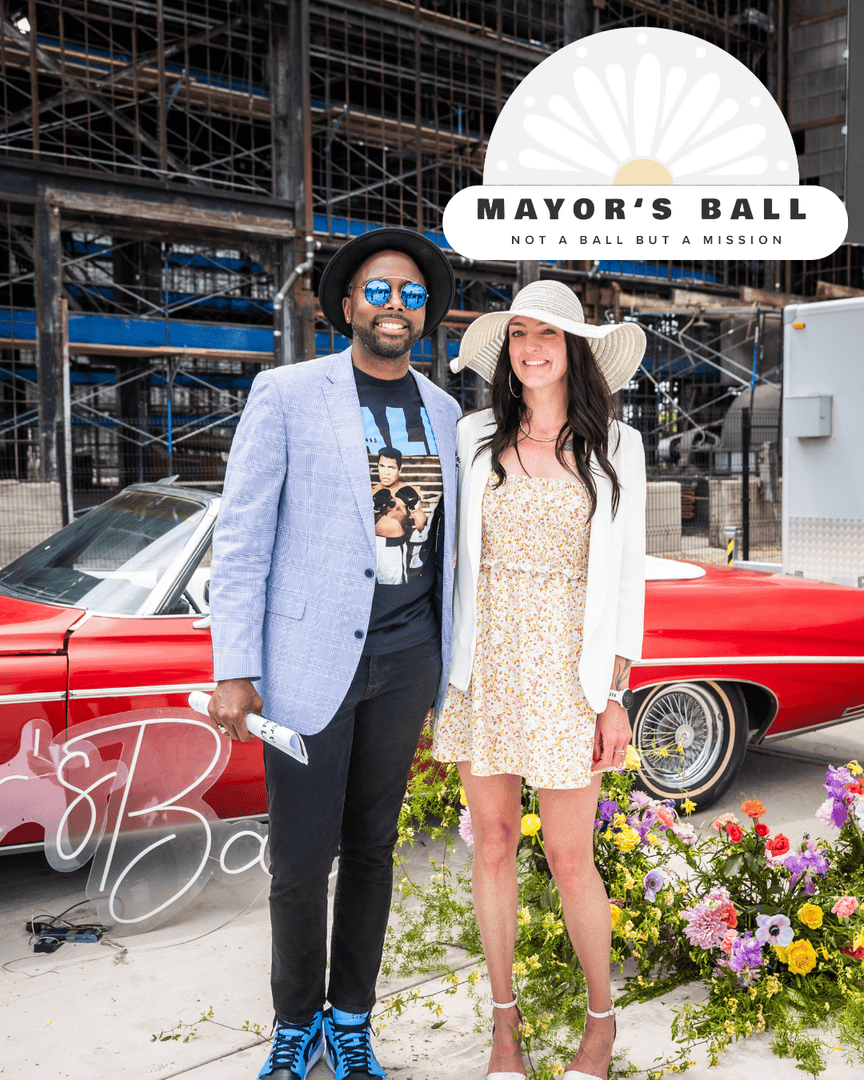 The Mayor’s Ball is coming soon! Join us to honor the theme "Growing Strong" 🌱 on May 10, from 12-3pm, at the Rail Yards. Enjoy live entertainment, delicious food, and the chance to connect with businesses that make ABQ special.

Tickets are available at heyor.ca/fQd4w3!