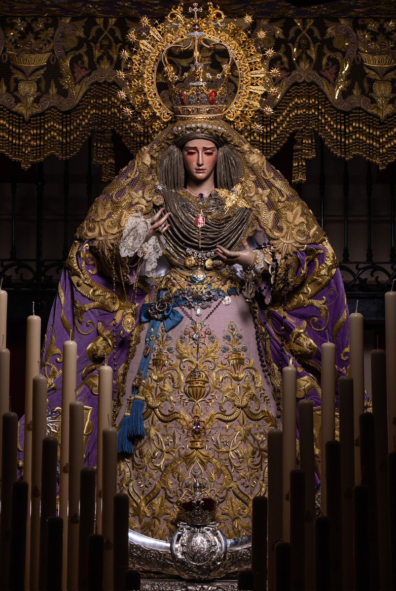 ArchiSangre's tweet photo. 🔴 NOTICIA | María Santísima de Consolación y Lágrimas ya se encuentra, bajo un cielo malva, aguardando un nuevo Miércoles Santo.

#CofradíasMLG #ArchiSangre https://t.co/N7FqEVNjXK