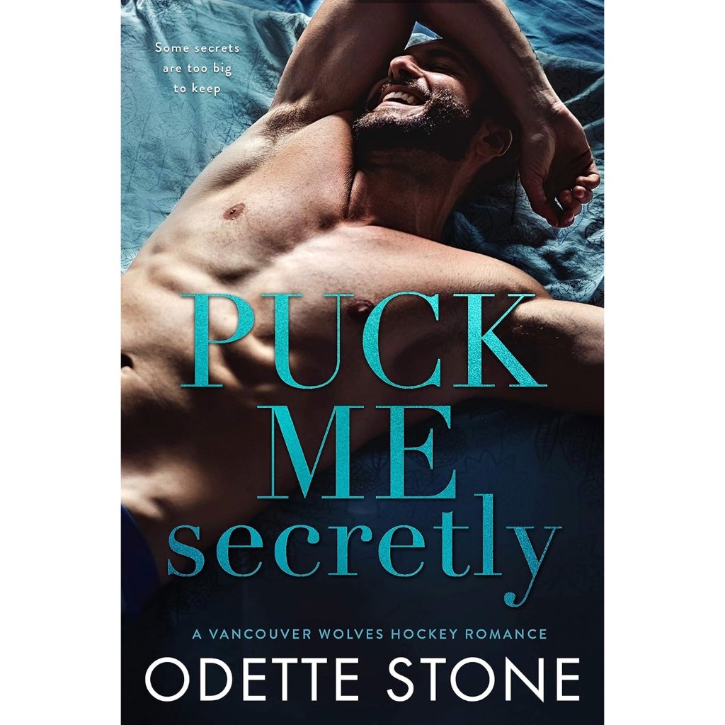 ClutchPearlsPod's tweet photo. New episode out now! 

Barbara shares Puck Me Secretly by Odette Stone, a hockey romance. There’s a plane crash, a secret affair, a gun/pizza delivery, Emily has vertigo, Vanessa joins the FBI, and The Girls wonder if Chris Pine is secretly smut author Chuck Tingle. Enjoy! https://t.co/blofwEBcRm