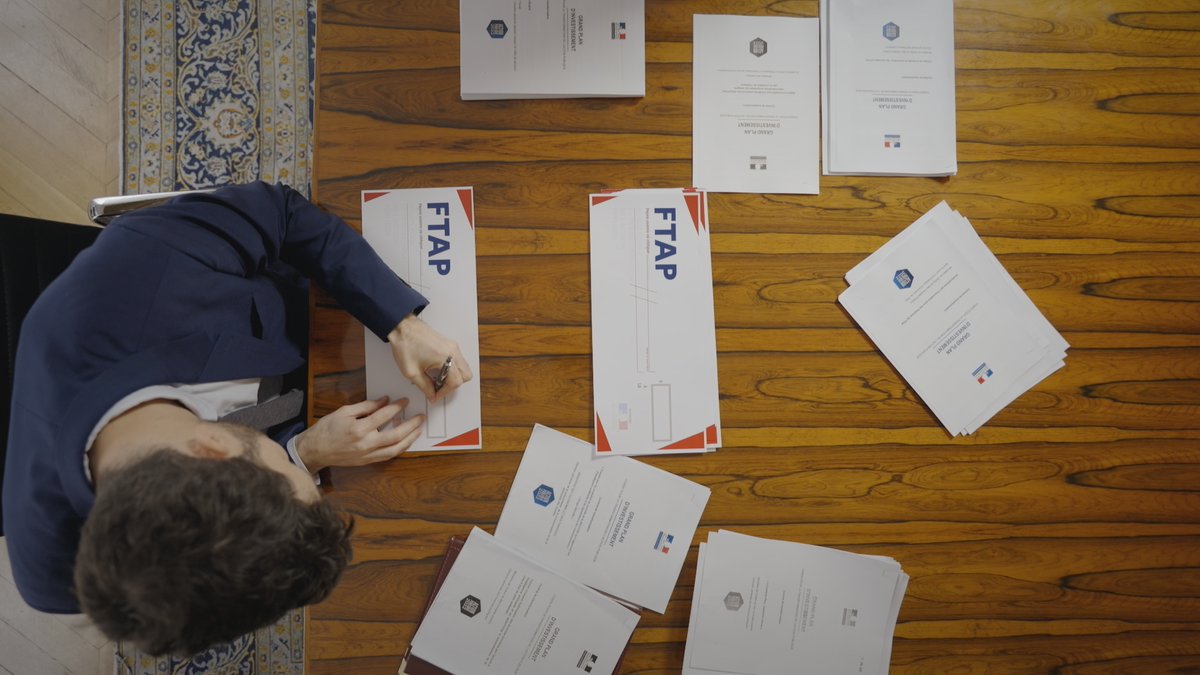 cashinvestigati's tweet image. 💰 Des millions d’euros en échange de suppressions de postes ? L’État subventionne les projets d’intelligence artificielle dans les administrations à la condition qu’elles s’engagent à supprimer des postes de fonctionnaires. Toutes nos révélations dans le prochain…