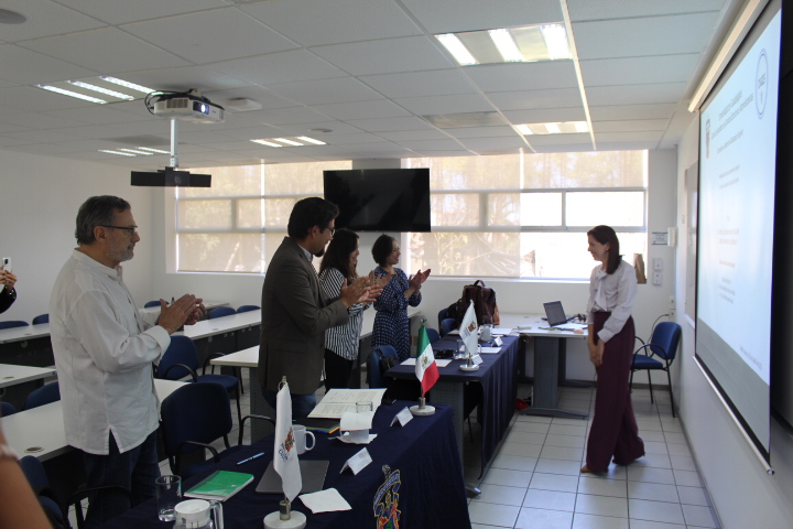 DgesCucea's tweet photo. Estimada Comunidad,
Con orgullo les compartimos como se vivió el examen de grado de María del Rosario Salomón Benítez, que se llevo a cabo el día 3 de abril.
Reconocemos su esfuerzo y dedicación por concluir exitosamente el Doctorado en Gestión de la Educación Superior.
#dges https://t.co/x9mRPj9YqZ