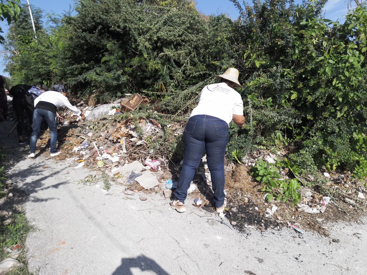 GBTCP3MZLLO's tweet photo. #CheVive, de él viene nuestra inspiración para el buen desarrollo de múltiples acciones, especialmente cuando se trata de valentía,  audacia, internacionalismo y ejecución de trabajo voluntario .
Hoy en la parte alta del C. Popular Andrés Luján Vázquez,ahí el GBT 2
#DPSGranma https://t.co/AooZD0xSBq