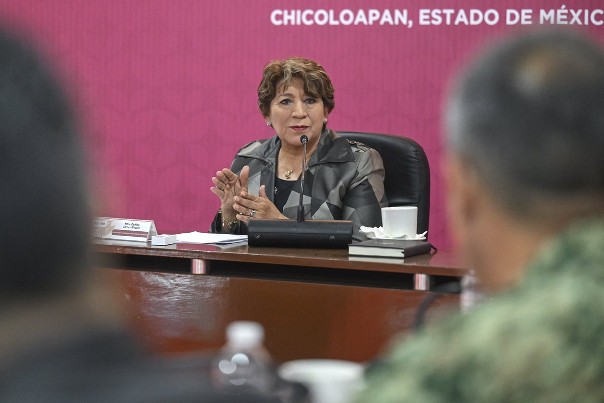 delfinagomeza's tweet image. ✅🔒Esta mañana, durante la Mesa de Coordinación para la Construcción de la Paz, en #Chicoloapan, revisamos la información presentada en la #MañaneraDelPueblo por el Secretariado Ejecutivo del Sistema Nacional de Seguridad Pública, que reportó una disminución de 19.3 % en el