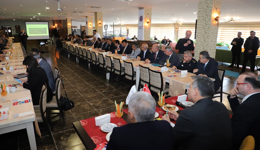 ✨ 25-26 Nisan 2025 tarihlerinde, Sayın Cumhurbaşkanımız Recep Tayyip Erdoğan’ın teşrifleriyle üniversitemiz ev sahipliğinde gerçekleşecek olan KUDAKAF’25 için hazırlıklarımızı sürdürüyoruz. 📌

#KUDAKAF25 #KariyerFuarı #AtatürkÜniversitesi #GeleceğeHazırız #Erzurum2025