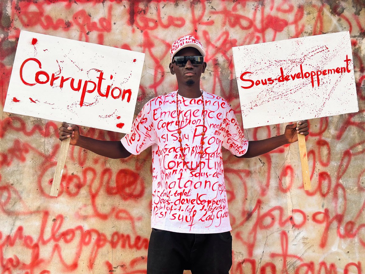 BigDatX2's tweet photo. Corruption mbuxum kaañ ci kaw lay doore ñi si suuf lay gaañ 🤷🏾‍♂️

Accessoires 👕-🧢-🖼️ : Nittu Deug 👏🏾
Real 🎥 : devantmacamera 🚀

Tolof Tolof (clip officiel) ➡️ https://t.co/0Ex5zhu4XG

#ogkajooroi #bigdatx #toloftolof #devantmacaméra https://t.co/Moff0hsSLD