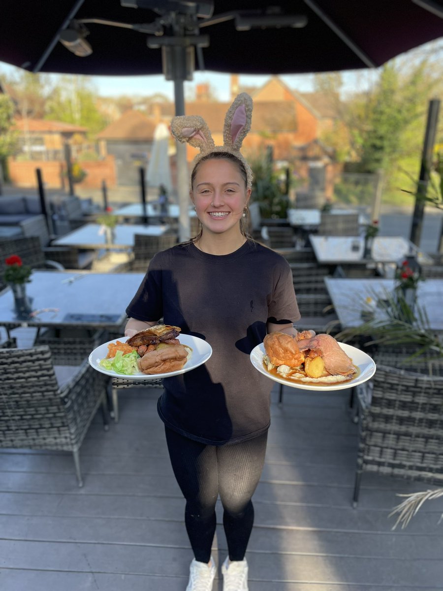 Hop into Easter Sunday with a hearty roast at our pub ! 🍽️ Don’t miss out, book your table now and make it a weekend to remember ! 🐣🌸 

#easterfeast #sundayroast <a href="/YoungsPubs/">Young's Pubs</a> <a href="/caitlinspubs_/">caitlinspubs_</a>