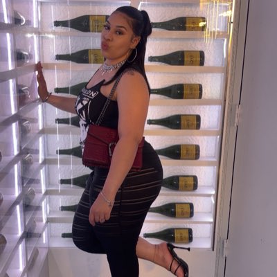 toriamberrrr's tweet photo. #NewProfilePic https://t.co/1zAzn1wGZ8