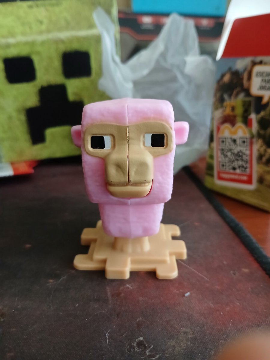fard_shot203's tweet photo. Esooo toco la oveja rosa con un porcentaje bajo de salida *en el juego*

Wuuu a por la caja feliz de adultos xd https://t.co/Eku6lASkcl