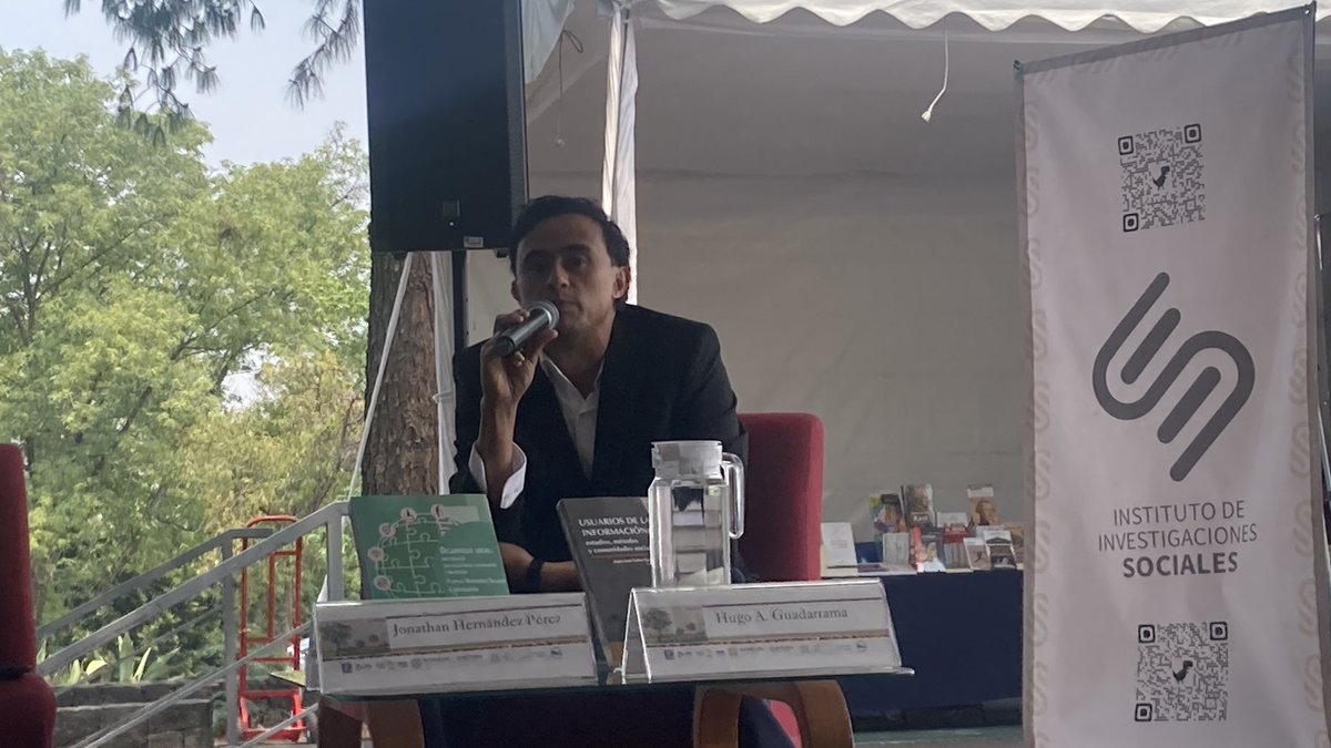 IIBI_UNAM_MX's tweet photo. El #IIBI presente en la 📚✨ X Feria del Libro en Ciencias Sociales del @IISUNAM
En mesa redonda, el Dr. Jonathan Hernández, el Dr. Isaac Becerra y el Dr. Hugo A. Guadarrama, investigadores del IIBI, nos hablan sobre las actividades y publicaciones editoriales del Instituto. https://t.co/2KZJa2KAix