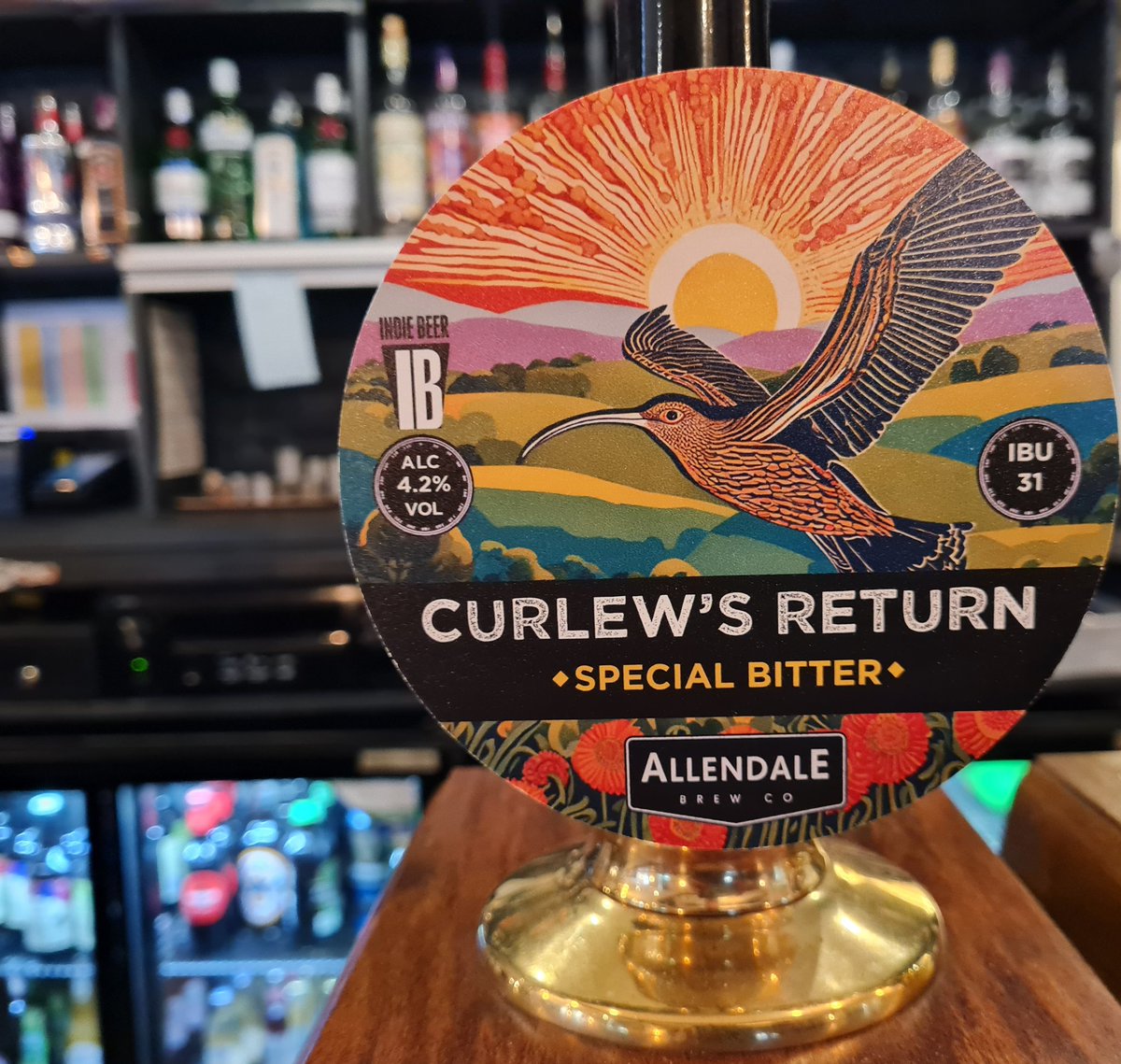 fbuner's tweet photo. Out on the Yorkshire dales with my fabulous upland @Gameandwildlife working colleagues and their local stakeholders today, learning about their research on #redgrouse, #heatherburning and #waders. What better way to finish the day than with a pint of #CurlewsReturn? https://t.co/wLdthf1cbT