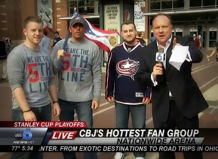 614Hockey's tweet image. A few idiot, passionate dudes just living in the moment. #WeAreThe5thLine