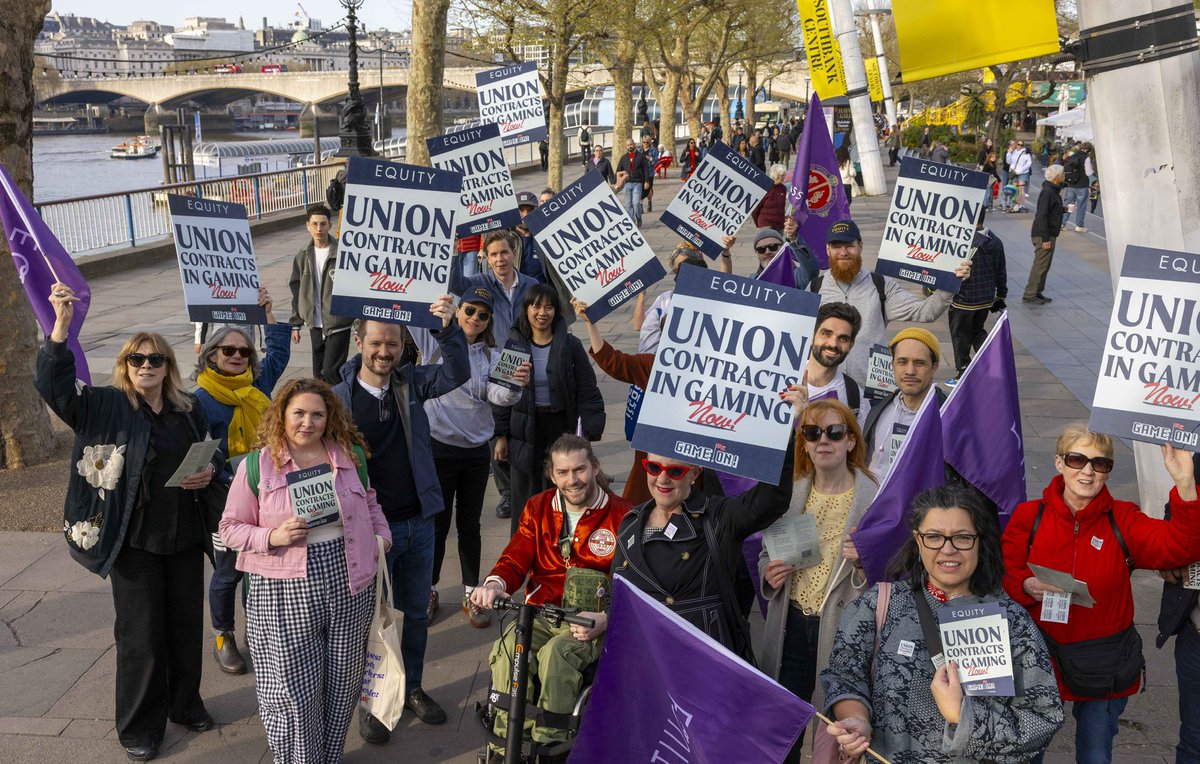 We were at #BAFTAGamesAwards tonight calling on bosses to improve pay &amp; conditions for video game performers through union agreements!

While it’s great to celebrate successes, bosses can’t ignore the poor pay &amp; practices faced by the workforce #EquityGameOn

(Photos: Mark