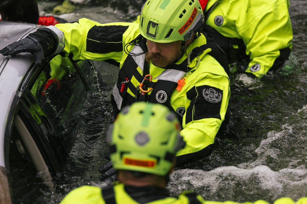 From meticulous material selection to relentless in-house testing, every Sentinel™ Series suit is a testament to our commitment to durability, performance, and safety.

Dive into the 🔗 to see how we craft mission-ready dry suits. #livebeyondland

pro.mustangsurvival.com/pages/sentinel…