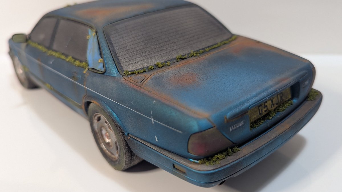 RustNDustUK's tweet photo. A lovely classic Jaguar XJR barn find completed as a commission piece.
#BarnFind #Jag #Jaguar #JaguarXJR #Diecast #Diorama #RustNDustUK #CultScaleModels https://t.co/xB4wDidzZx