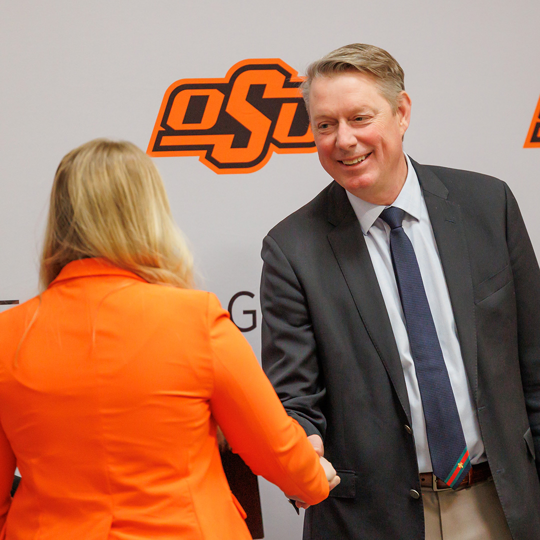 JaysonLusk's tweet photo. Great to take part in recognizing students at last night's @okstateferguson Continuing Student Scholarship Reception! https://t.co/uEB32UEgLo