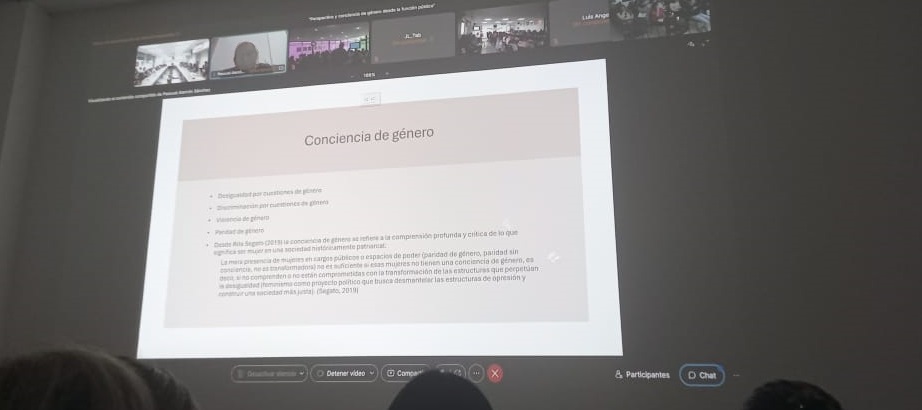 DefensoriaJtet's tweet photo. La Defensoría Jurídica del TET, asiste de manera virtual al Foro Estatal de Capacitación "Perspectiva y Conciencia de Género desde la Función Pública", que organiza el Instituto Nacional Electoral, dirigido a las mujeres en el ámbito público y privado. #INE #TET https://t.co/ynzNUee8Ls