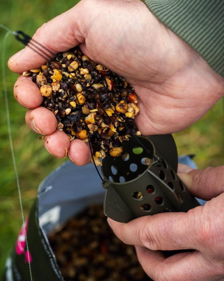 MainlineBaits's tweet photo. ANISEED MIX.✅

This awesome particle mix containing Hemp, Tares, Wheat and Buckwheat, plus chopped Tigers, Maize and essential mix of small seeds and chopped particles has been enhanced with the classic particle mix attractor of Aniseed. 👍 https://t.co/gE2fXgrs5k