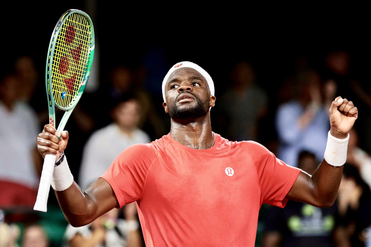 Frances Tiafoe makes it to his 3rd straight Houston final! 🔥 Read more about his impressive run in Houston 👉 jtcc.org/frances-tiafoe… #tiafoe #bigfoe #jtcc