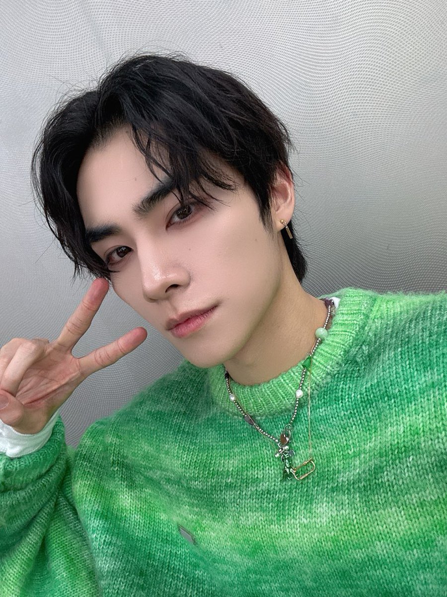XHYFEED's tweet photo. 🦖🫧 https://t.co/tu2p7KW5d6
